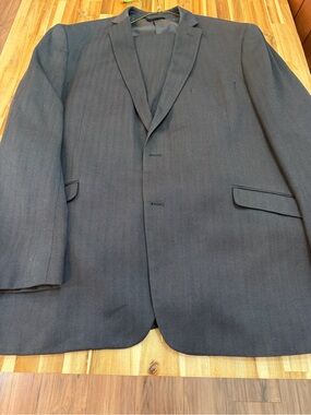 Classic Grey Lineage Herringbone pattern suit